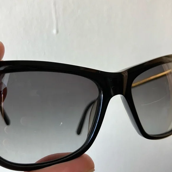 Balmain Modified Cat Eye Sunglasses - Picture 7 of 9